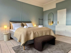 Lovely Apartment Overlooking King's Garden, Copenhagen
